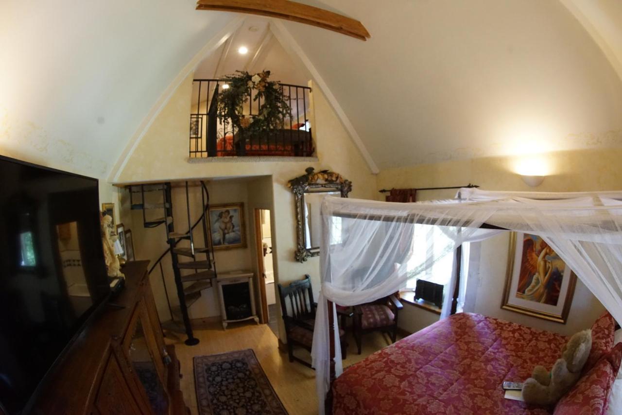 Fleur De Lac Europeran Inn Лейк-Эрроухед Экстерьер фото